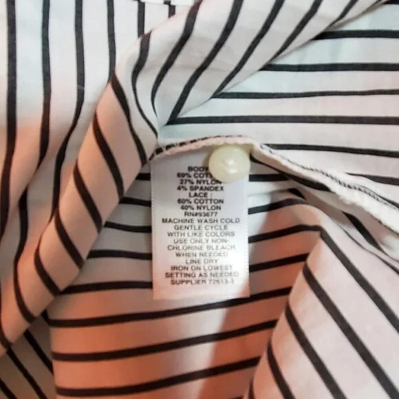 🚨084 Belle Sky Lace and Ruffled Top - Picture 9 of 10